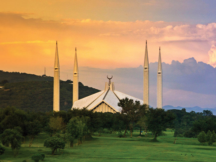 Uncover rich culture in Pakistan